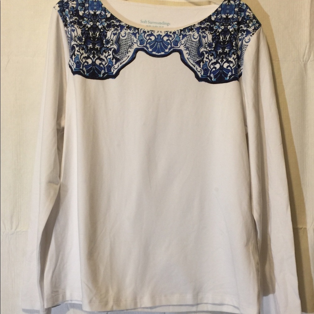 Soft surroundings petite med long sleeve tee